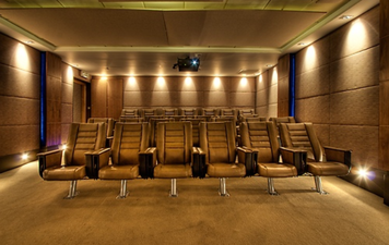 Dublin hotel to host private screenings of your favourite festive movies