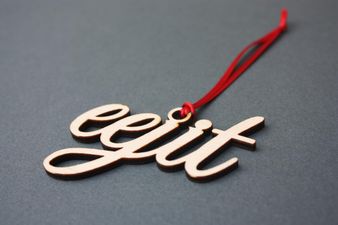 These gas Irish decorations are the perfect addition to your Christmas tree