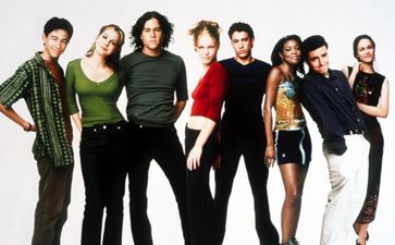 We’re hosting the ultimate date night with pizza, drinks and a 90s classic