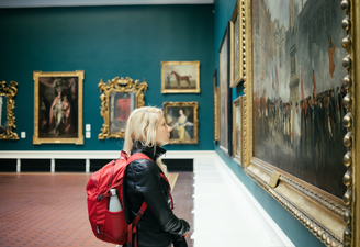 The National Gallery responds to the viral ‘LinkedIn, Facebook, Instagram, Tinder’ photo challenge