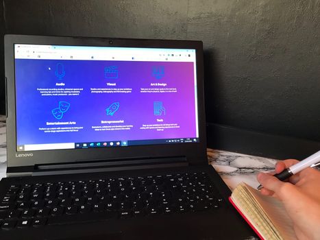 We tried some handy free online courses and they were so good