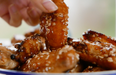 How to make delicious honey glazed wings at home