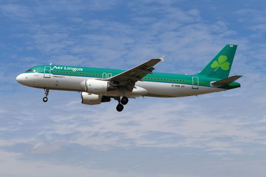 Aer Lingus calls for removal of travel quarantine rule