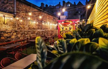 Ssssh… A brand new ‘Secret Garden’ has opened behind this Dublin restaurant