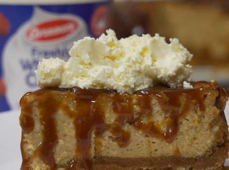 These two festive dessert recipes will make your Christmas dinner extra special