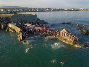 Gardaí and HSE urge public not to visit the Forty Foot on Christmas Day