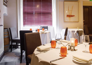 Dublin restaurant left with unfulfilled booking for 34 Christmas Eve diners