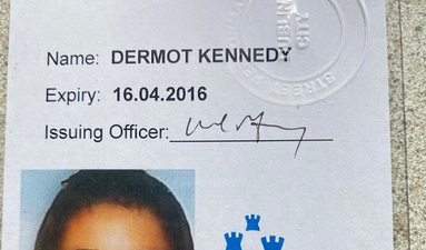 Dermot Kennedy shares throwback pic along with inspiring message