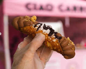 Big fan of cannolis? You're going to want to check out this new pop up!