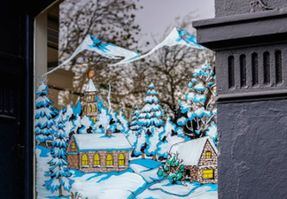 Arran Quay coffee spot celebrates Christmas with art from local artist