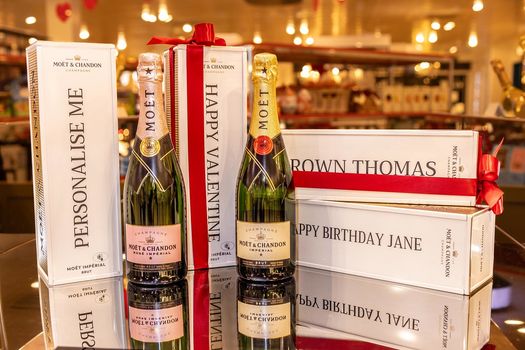 brown thomas moët champagne