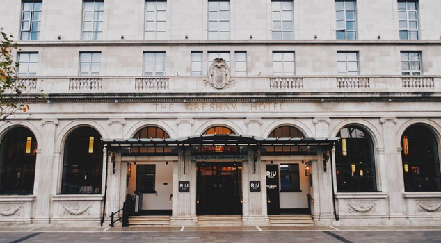 exterior of the Gresham hotel in dublin