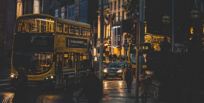 24/7 bus routes dublin