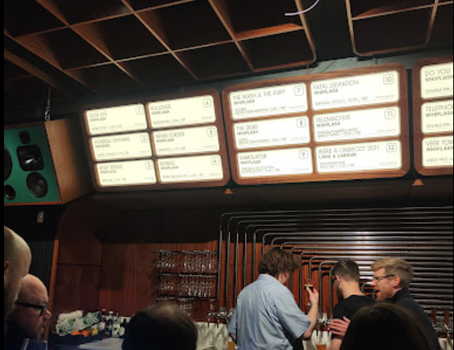 interior of fidelity bar