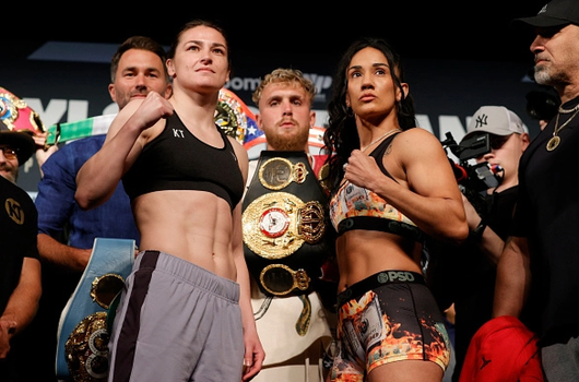 katie taylor and amanda serrano before a match