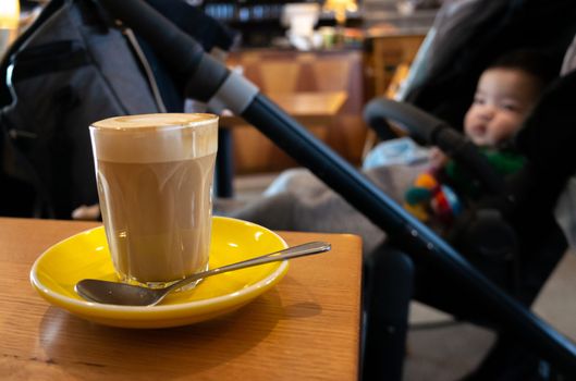 children crying restaurants